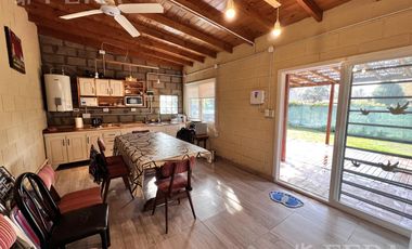 Venta de Casa Quinta de 2 ambientes en Bosques