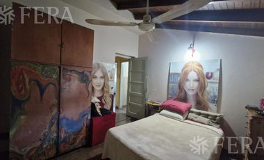 Venta casa 3 ambientes con patio en Villa Dominico