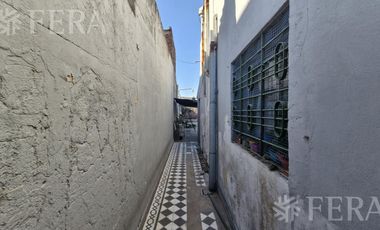 Venta casa 3 ambientes con patio en Villa Dominico