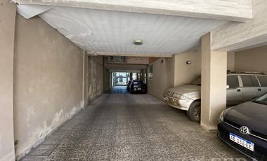 Venta de Departamento 3 ambientes con Cochera en Quilmes Centro