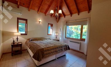 VENTA CASA 3 DORM, FONDO CAMPO GOLF-ARROYITO COUNTRY CLUB