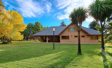 VENTA CASA 3 DORM, FONDO CAMPO GOLF-ARROYITO COUNTRY CLUB