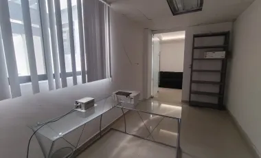 Oficina en venta en Santa Cruz del Monte, Naucalpan de Juárez, México