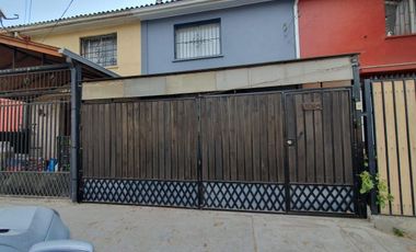 ARRIENDO COMODA CASA 2DORM 2BA EXCELENTE SECTOR MELIPILLA