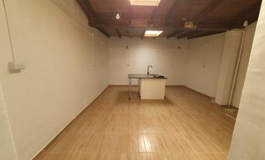 ARRIENDO COMODA CASA 2DORM 2BA EXCELENTE SECTOR MELIPILLA