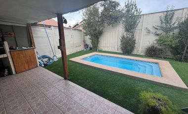 HERMOSA CASA CON EXCELENTE CONECTIVIDAD