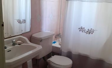 SE VENDE COMODA CASA, BARRIO TRANQUILO