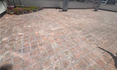 ACOGEDOR DEPARTAMENTO EN VENTA - SECTOR BATÁN BAJO