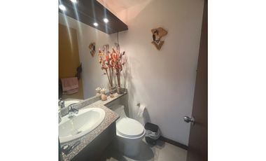 ACOGEDOR DEPARTAMENTO EN VENTA - SECTOR BATÁN BAJO