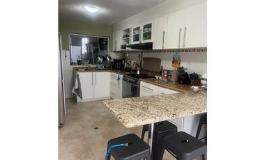 DEPARTAMENTO DE 3 DORMITORIOS EN VENTA  EN LA JIPIJAPA