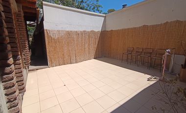 ARRIENDO CASA PARA OFICINA O TALLER COMERCIAL VITACURA