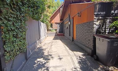 ARRIENDO CASA PARA OFICINA O TALLER COMERCIAL VITACURA
