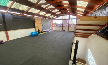 PROPIEDAD MIXTA 215M2  LOCAL COMERCIAL Y VIVIENDA EN IQUIQUE