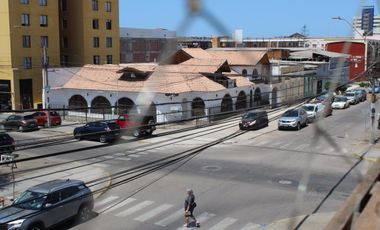 PROPIEDAD MIXTA 215M2  LOCAL COMERCIAL Y VIVIENDA EN IQUIQUE