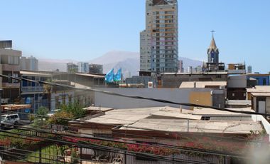 PROPIEDAD MIXTA 215M2  LOCAL COMERCIAL Y VIVIENDA EN IQUIQUE