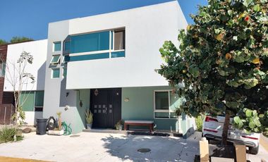 Casa en VENTA, coto Altamira, Zona Real, Zapopan