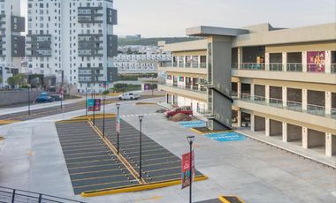 Local Comercial en Renta – Planta Alta en Xentric Mirador | Totalmente Adecuado