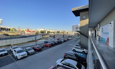 Local Comercial en Renta – Planta Alta en Xentric Mirador | Totalmente Adecuado