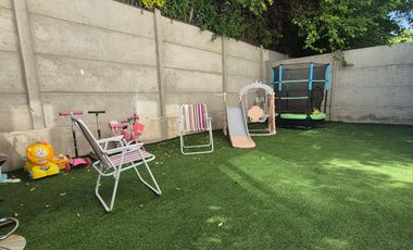 Se vendeVendemos hermosa casa en condominio Peñaflor