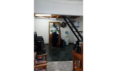 Vendo en Merlo Norte departamento con entrada de auto