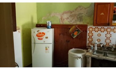 Chalet a reciclar en Paso del Rey bien ubicado