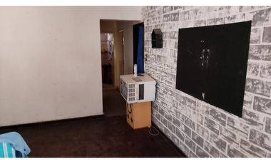 Chalet a reciclar en Paso del Rey bien ubicado