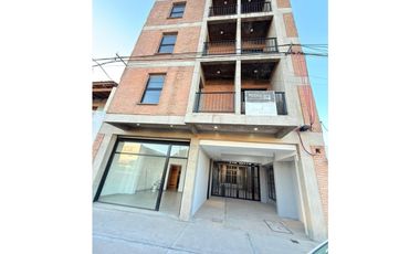 Monoambientes En Alquiler, Av Urquiza 1330