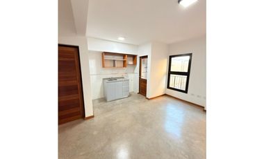 Monoambientes En Alquiler, Av Urquiza 1330