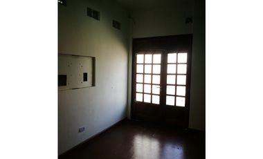 VENDO DEPARTAMENTO EN PASO DEL REY CENTRO