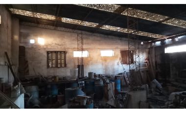 GALPON EN VENTA PASO DEL REY NORTE