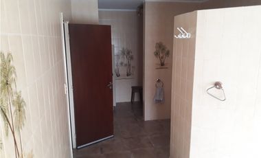 Chalet en venta en una zona exclusiva  / Matheu 2200