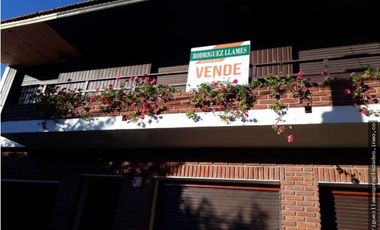 Chalet en venta en una zona exclusiva  / Matheu 2200