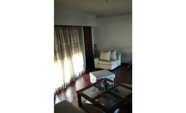 Chalet en venta en una zona exclusiva  / Matheu 2200