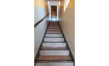 PH de 2 ambientes + Departamento de 3 ambientes