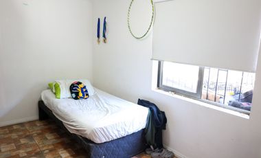 Casa en arriendo c/ estacionamiento en Lomas de San Andrés