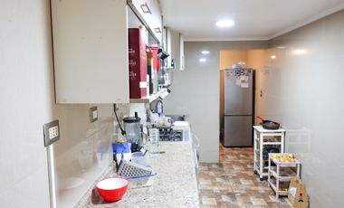 Casa en arriendo c/ estacionamiento en Lomas de San Andrés