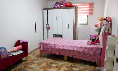Casa en arriendo c/ estacionamiento en Lomas de San Andrés