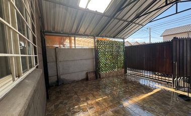 Casa en arriendo en padre hurtado