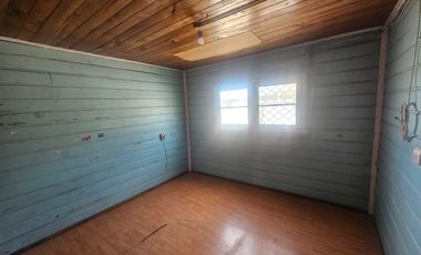 Casa en venta c/ estacionamiento en Ciudad de Caldera