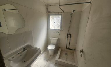 Casa en venta c/ estacionamiento en Ciudad de Caldera