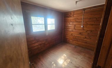 Casa en venta c/ estacionamiento en Ciudad de Caldera