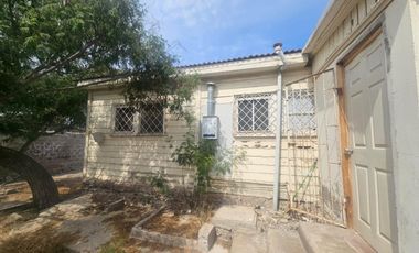 Casa en venta c/ estacionamiento en Ciudad de Caldera