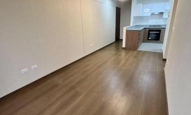 DEPARTAMENTO EN ALQUILER CON ESTACIONAMIENTO