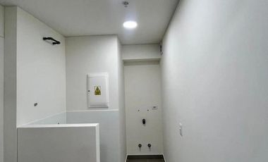 DEPARTAMENTO EN ALQUILER CON ESTACIONAMIENTO