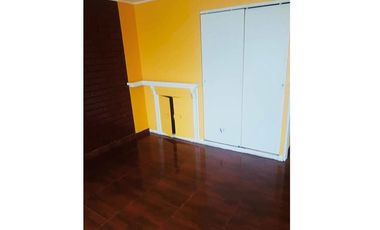 Gran Oportunidad: Casa y 2 Deptos en un solo lugar