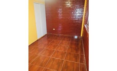 Gran Oportunidad: Casa y 2 Deptos en un solo lugar