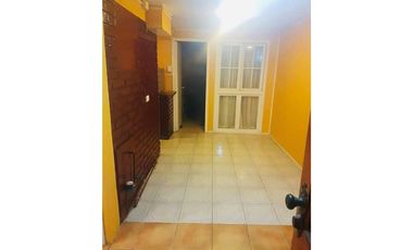 Gran Oportunidad: Casa y 2 Deptos en un solo lugar