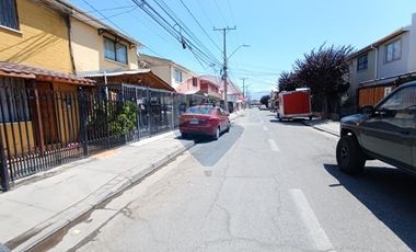 CASA EN VENTA A PASOS DE TODO EN QUILICURA