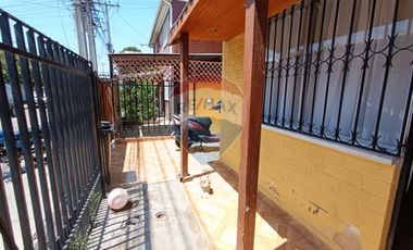 CASA EN VENTA A PASOS DE TODO EN QUILICURA