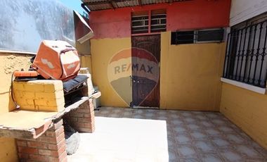 CASA EN VENTA A PASOS DE TODO EN QUILICURA